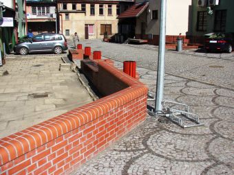 Rewitalizacja terenów na placu między ulicami Wąska i Spółdzielcza w Lubaniu